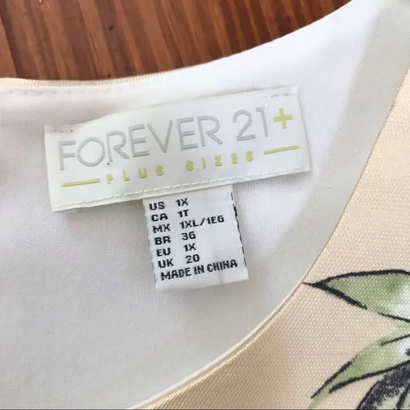 Forever21 Plus Yellow Birds of Paradise Palm Sleeveless Crop Top - Picture 3 of 6